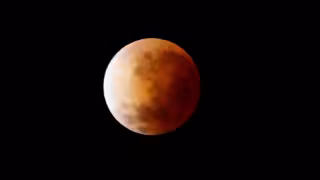 Eclipse lunar parcial iluminará México: estos son los horarios para observarlo