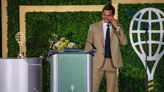 Entre lágrimas, Roger Federer ingresa al Salón de la Fama del tenis