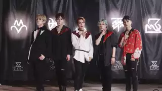 MustB significa Must Believe o 'Debe creer'