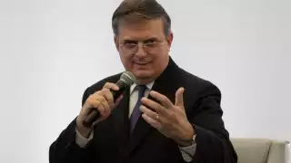 El canciller Marcelo Ebrard participó en un foro de la UNAM, donde dijo que bajar los niveles de violencia será difícil si Estados Unidos no pone de su parte
