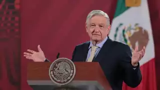 El presidente AMLO es declarado persona non grata en Perú