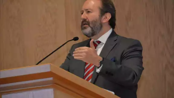 Gerardo Lozano, director del área de Cumplimiento Financiero de la Auditoría Superior de la Federación (ASF), solicitó su renuncia con carácter de irrevocable