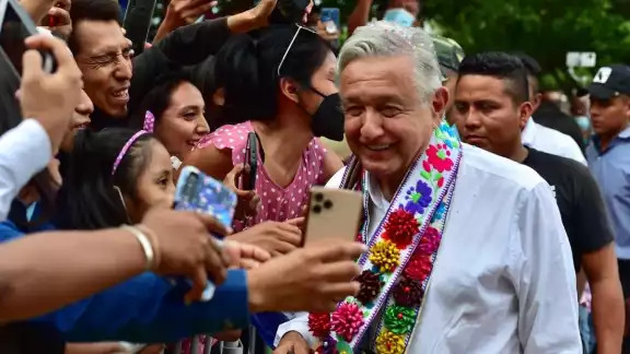 AMLO estuvo en Guerrero donde destacó la inversión que la el Gobierno de México ha hecho en infraestructura AMLO estuvo en Guerrero donde destacó la inversión que la el Gobierno de México ha hecho en infraestructura