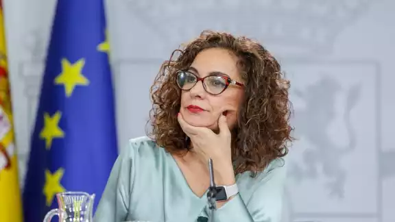 María Montero indicó se espera una inversión fuerte para España María Montero indicó se espera una inversión fuerte para España