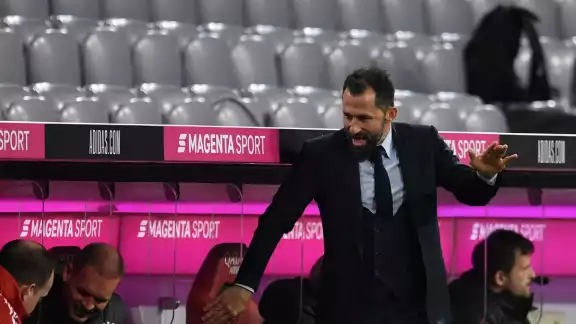 La iniciativa de los aficionados tiene como objetivo lograr que una asamblea general de socios del club despida al director deportivo