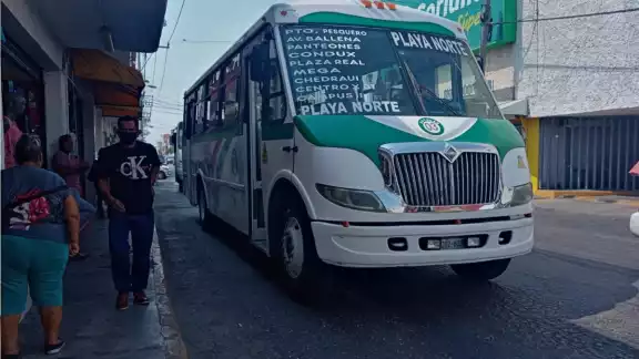 Hace 10 años ser concesionario de transporte urbano era negocio, pues con ello se obtenía para darle mantenimiento a las unidades Hace 10 años ser concesionario de transporte urbano era negocio, pues con ello se obtenía para darle mantenimiento a las unidades