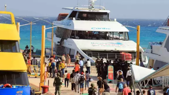 Playa del Carmen suele ser más visitado que Ciudad del Carmen Playa del Carmen suele ser más visitado que Ciudad del Carmen