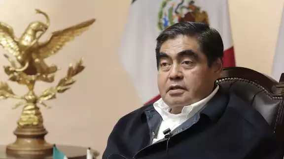 Miguel Barbosa reveló que Eliseo N. y Gabriel N. ya se encuentran a disposición de la FGE para ser vinculados a proceso tras ser detenidos en días previos.