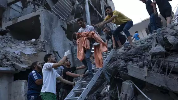 Guerra Israel-Palestina deja miles de víctimas mortales Guerra Israel-Palestina deja miles de víctimas mortales