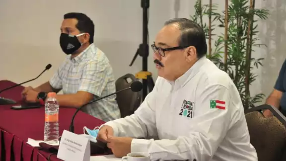 El candidato participó ayer en el Foro de Economía, Turismo y Empleo, con empresarios del ramo turístico y representantes del sector El candidato participó ayer en el Foro de Economía, Turismo y Empleo, con empresarios del ramo turístico y representantes del sector