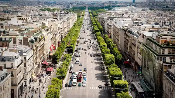 Paseo de Montejo en Mérida fue diseñado como los Campos Elíseos de París, Francia