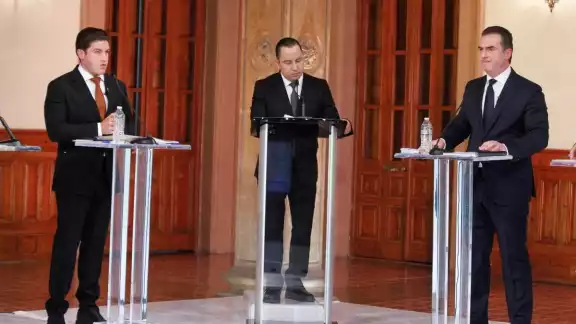Los candidatos a la gubernatura por Nuevo León se ven las caras en un debate muy complejo Los candidatos a la gubernatura por Nuevo León se ven las caras en un debate muy complejo