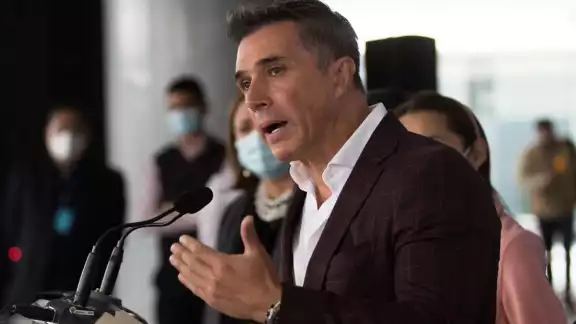 El audio revela que Sergio Mayer utilizó a un niño para beneficiar su campaña política El audio revela que Sergio Mayer utilizó a un niño para beneficiar su campaña política