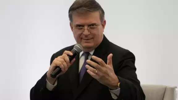 El canciller Marcelo Ebrard participó en un foro de la UNAM, donde dijo que bajar los niveles de violencia será difícil si Estados Unidos no pone de su parte
