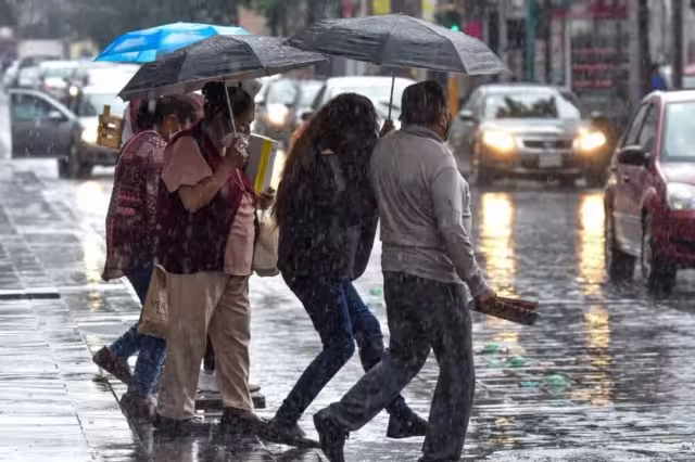 Onda tropical número 11 en México