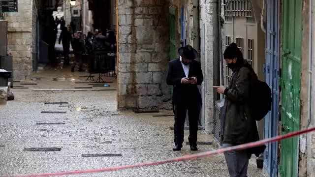 Después del ataque, numerosos policías fueron desplegados en la Ciudad Vieja