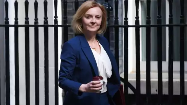 Ya recibió el encargo formal por parte de la Reina Isabel II
