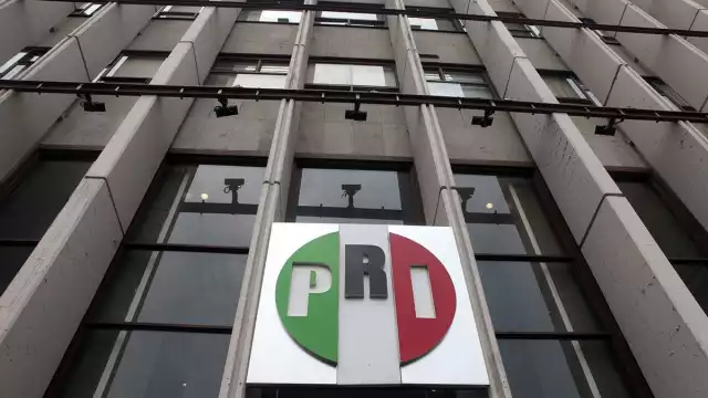 El rompimiento del PAN y el PRD con el PRI derivó a la propuesta de dejar hasta 2028 la presencia de las Fuerzas Armadas en el patrullaje de algunos municipios de México