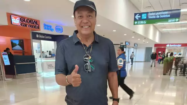 Carlos Cuevas reafirmó que “mientras exista una pareja de enamorados, el bolero va a existir”.