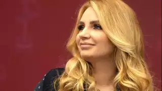 Angelica Rivera se ha mantenido alejada de la televisión. Foto: Mezcalent