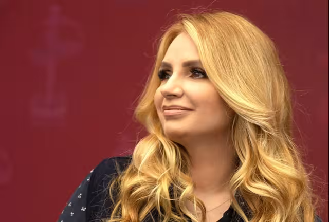 Angelica Rivera se ha mantenido alejada de la televisión. Foto: Mezcalent