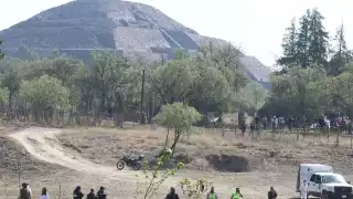 Detalles del incendio de un globo aerostático en Teotihuacán