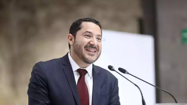 La jefa de Gobierno anunció  que Martí Batres Guadarrama, secretario de Gobierno, se queda al frente de la CDMX,