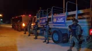 Tras el paso de Isaías, Marina concluye operativo en Campeche; Isla Arena concentró acciones preventivas
