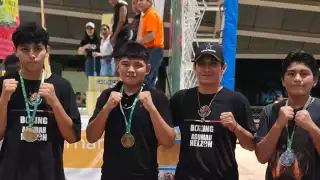 Jóvenes boxeadores de Dzitbalché destacan en “El Encuentro de Campeones”