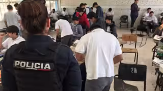 Refuerzan seguridad en CBTIS de Quintana Roo con revisión de mochilas