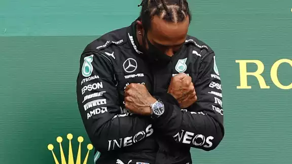 Lewis Hamilton recordó a Chadwick Bose (Reuters)
