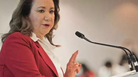 La Ministra Yasmín Esquivel Mossa responde a acusaciones de plagio en su tesis La Ministra Yasmín Esquivel Mossa responde a acusaciones de plagio en su tesis
