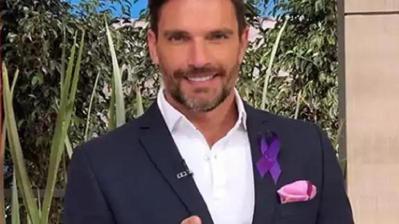 El actor asegura que perdona a sus padres por la vida que le tocó vivir