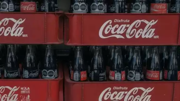 Coca-Cola pirata en Iztapalapa, CDMX Coca-Cola pirata en Iztapalapa, CDMX