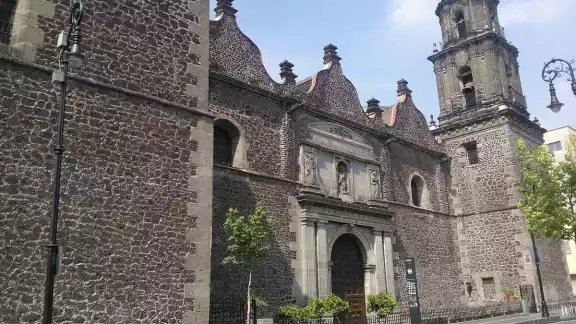 Iglesia de Jesús Nazareno (Desde La Fe)