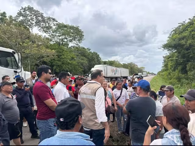 Pobladores levantan bloqueo en la Vía Corta a Mérida después de diálogo con el Gobierno