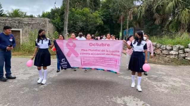 Alumnos de Baca conmemoraron el Día Mundial de la Lucha contra el cáncer de mama