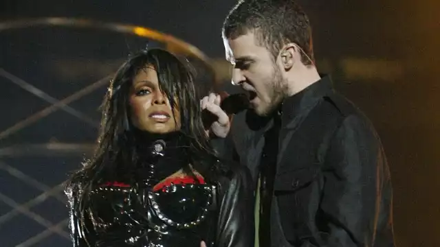 Uno de los escándalos más grandes del Super Bowl lo protagonizaron Justin Timberlake y Janet Jackson