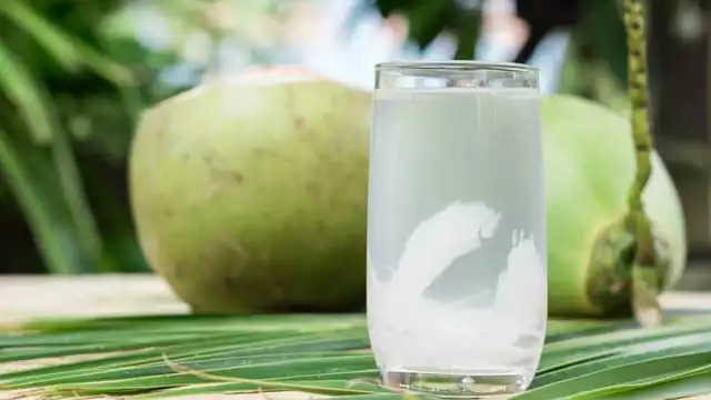 Esta bebida no sólo sirve para refrescar la sed, si no que trae múltiples beneficios para nuestro cuerpo