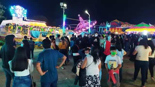 Miles de personas de todas partes del Estado llegaron a Tizimín para disfrutar de los juegos mecánicos, venerar a los santos patronos o ir al Zoológico La Reina