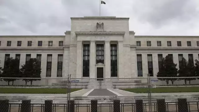 La Fed elevó su tasa de interés de referencia tal como advertían analistas.