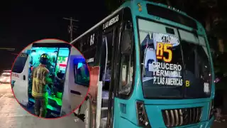Accidente entre combi y camión en la SM 72 de Cancún dejó ocho lesionados