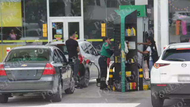 Varios afectados recorren distancias largas para encontrar establecimientos y abastecerse