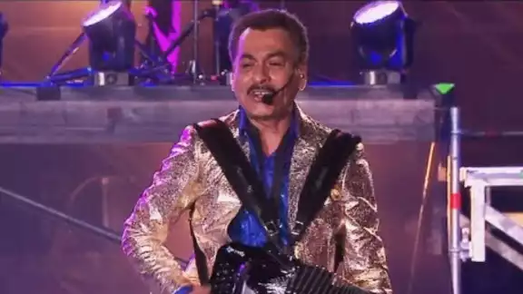 Eduardo Hernández, vocalista de Los tigres del norte Eduardo Hernández, vocalista de Los tigres del norte
