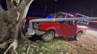 Accidente en glorieta del Tren Maya de FCP, deja daños mayores a 30 mil pesos 