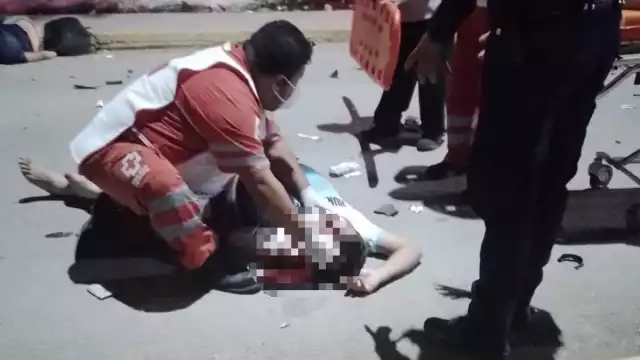 Los dos motociclistas fueron llevados al Hospital General