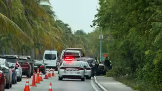 Mujer resulta gravemente herida tras choque frontal en el bulevar Colosio de Cancún