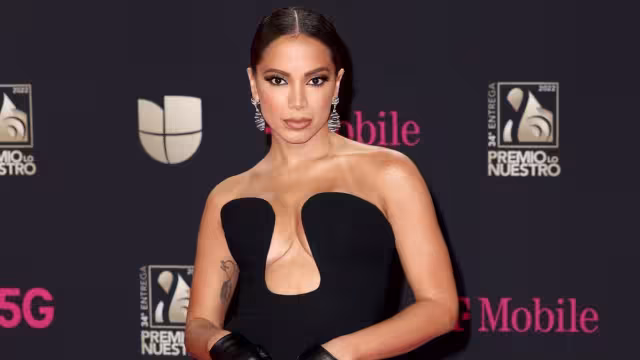 Anitta lucio deslumbrante durante la alfombra roja. Foto: Getty Images
