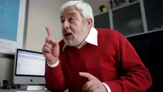 Jaime Maussan se volvió tendencia en redes cuando presentó los cuerpos de los extraterrestres