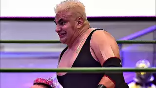 Shocker llega a clínica de rehabilitación de Julio César Chávez